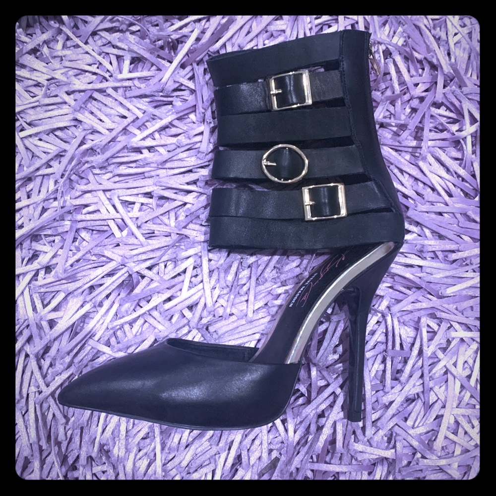 Steve Madden Leather 5” Pumps